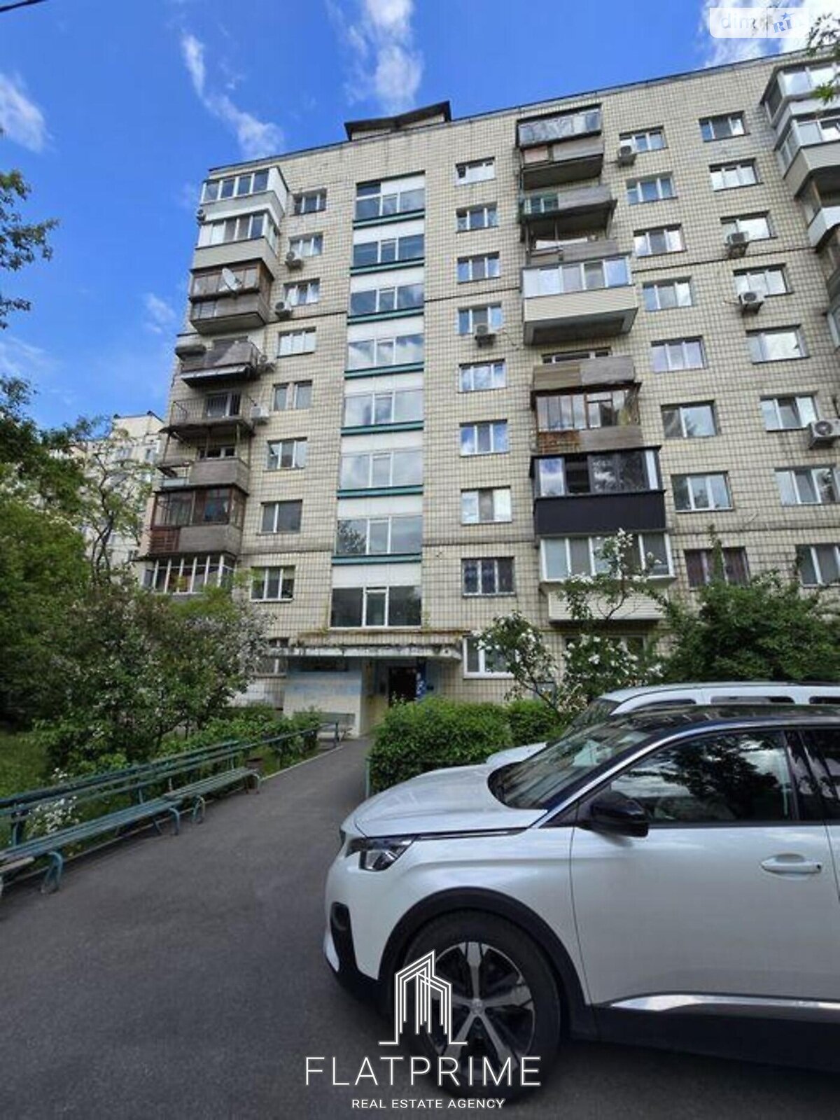 Продаж двокімнатної квартири в Києві, на вул. Ентузіастів 31/1, район Русанівка фото 1 Продаж двокімнатної квартири в Києві, на вул. Ентузіастів 31/1, район Русанівка фото 1