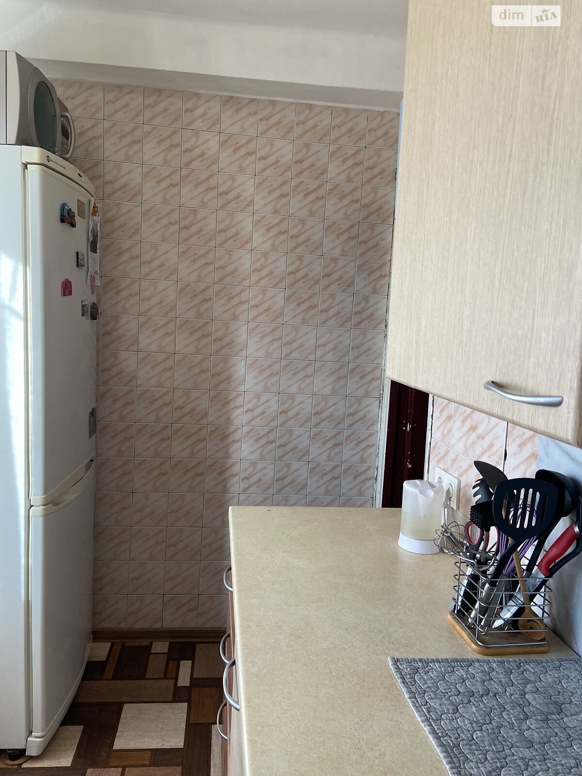Продаж однокімнатної квартири в Києві, на вул. Ентузіастів 3, район Русанівка фото 1 Продаж однокімнатної квартири в Києві, на вул. Ентузіастів 3, район Русанівка фото 1