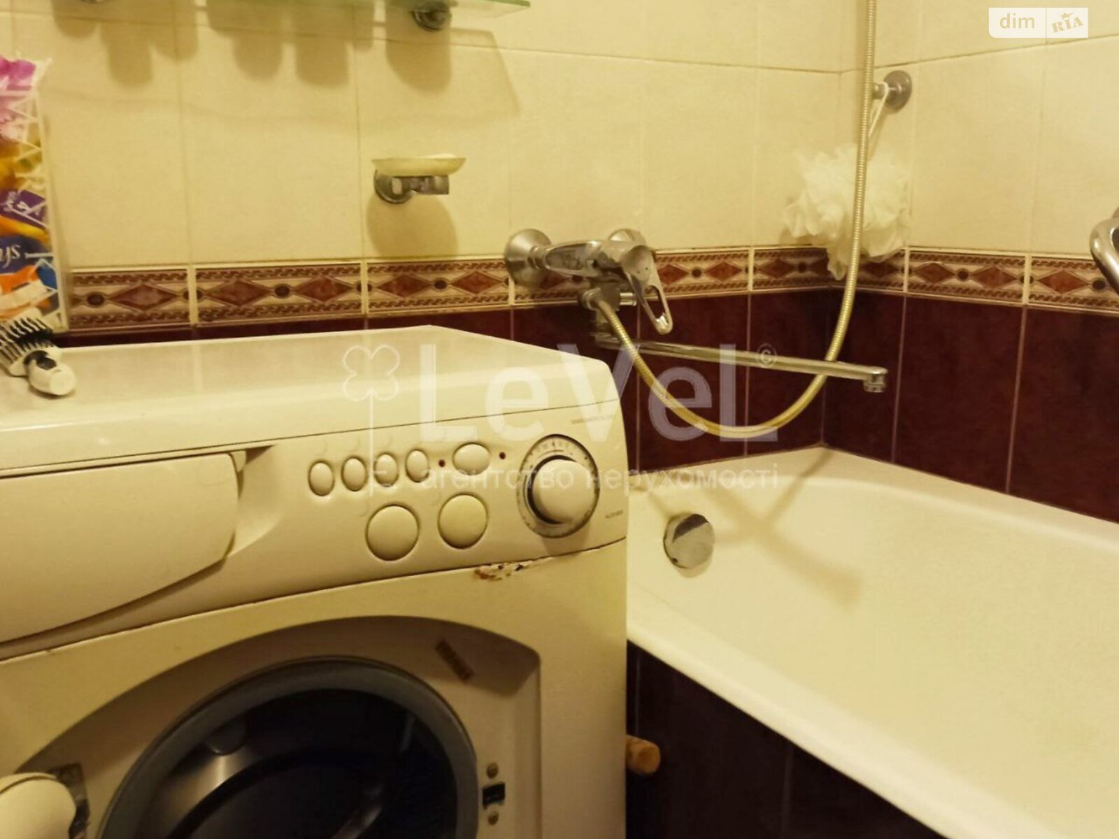 Продажа трехкомнатной квартиры в Киеве, на ул. Энтузиастов 15, район Русановка фото 1 Продажа трехкомнатной квартиры в Киеве, на ул. Энтузиастов 15, район Русановка фото 1