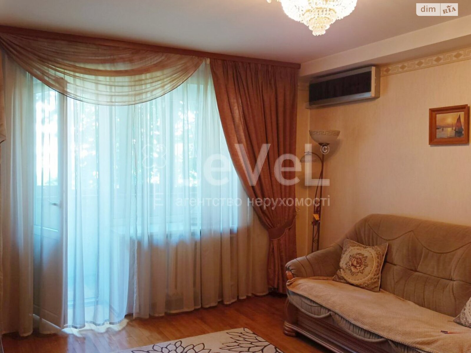 Продажа трехкомнатной квартиры в Киеве, на ул. Энтузиастов 15, район Русановка фото 1 Продажа трехкомнатной квартиры в Киеве, на ул. Энтузиастов 15, район Русановка фото 1