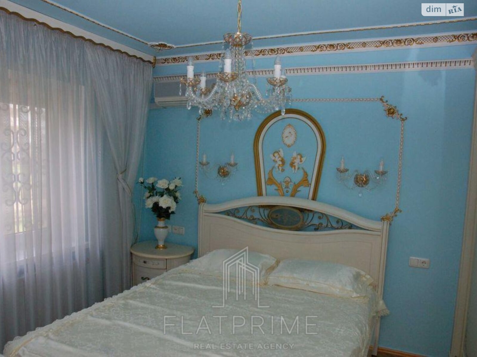 Продаж трикімнатної квартири в Києві, на вул. Ентузіастів 41, район Русанівка фото 1