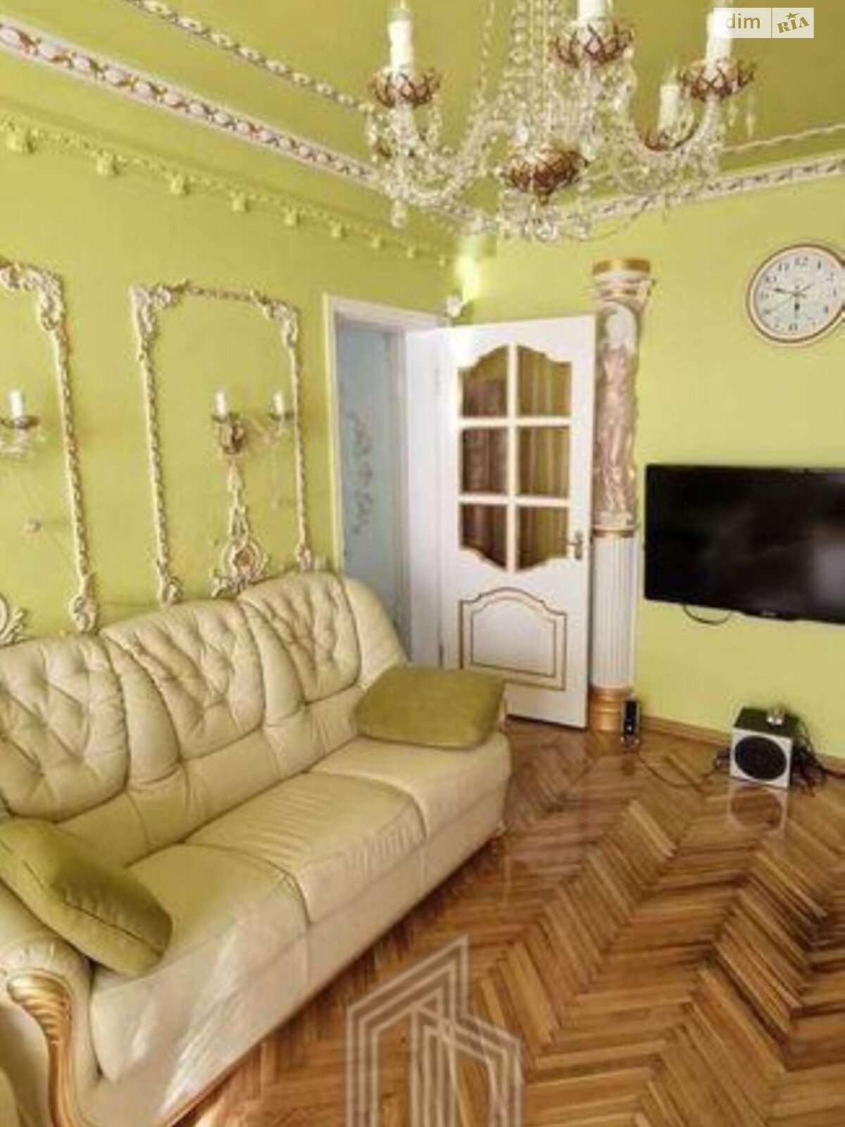 Продаж трикімнатної квартири в Києві, на вул. Ентузіастів 41, район Русанівка фото 1