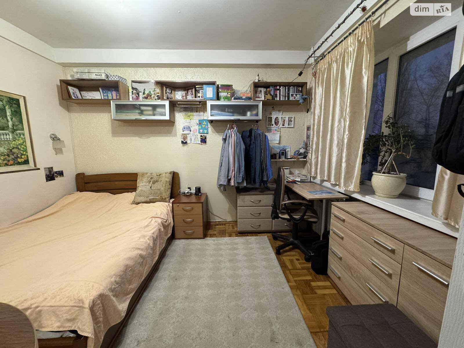 Продажа трехкомнатной квартиры в Киеве, на ул. Энтузиастов, район Русановка фото 1 Продажа трехкомнатной квартиры в Киеве, на ул. Энтузиастов, район Русановка фото 1