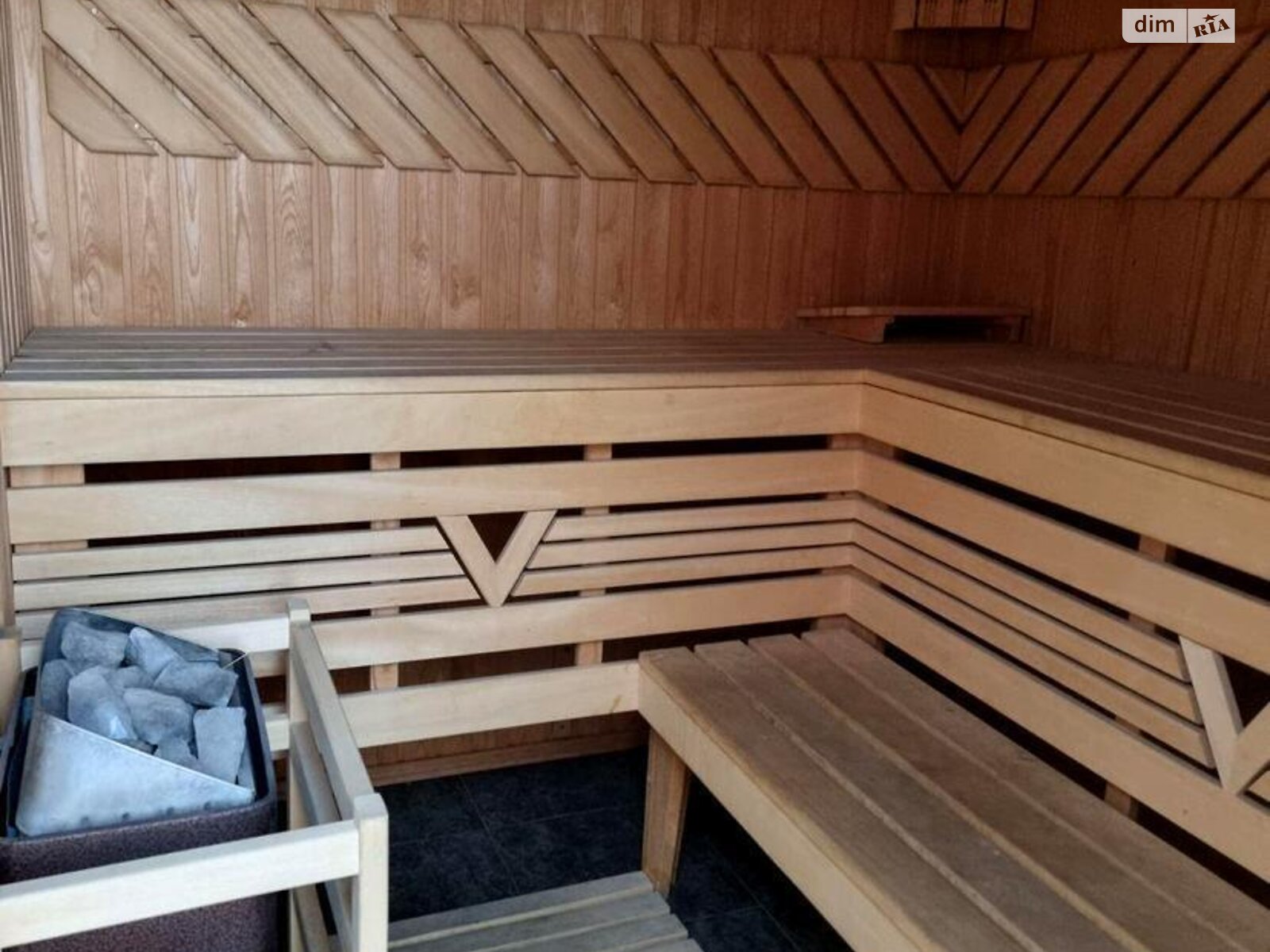 Продаж чотирикімнатної квартири в Києві, на вул. Ентузіастів 7, район Русанівка фото 1