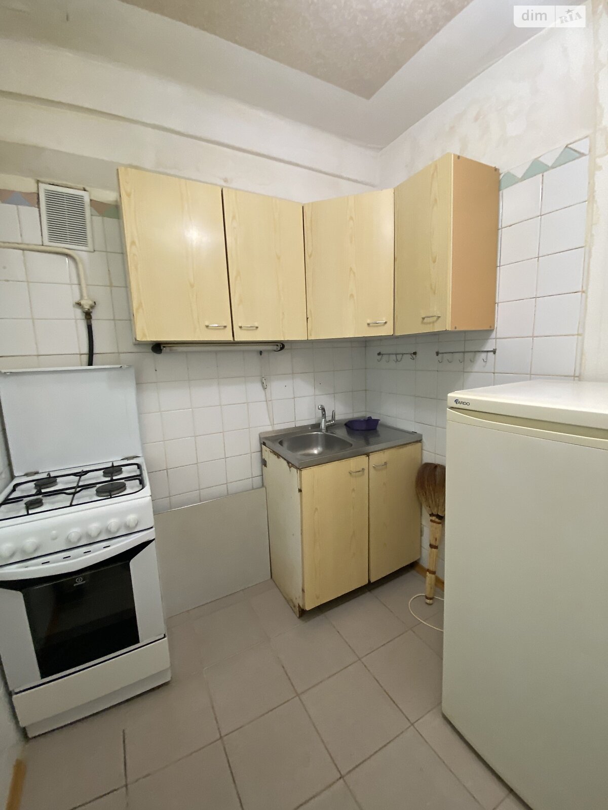 Продаж однокімнатної квартири в Києві, на бул. Ігоря Шамо 13, район Русанівка фото 1 Продаж однокімнатної квартири в Києві, на бул. Ігоря Шамо 13, район Русанівка фото 1