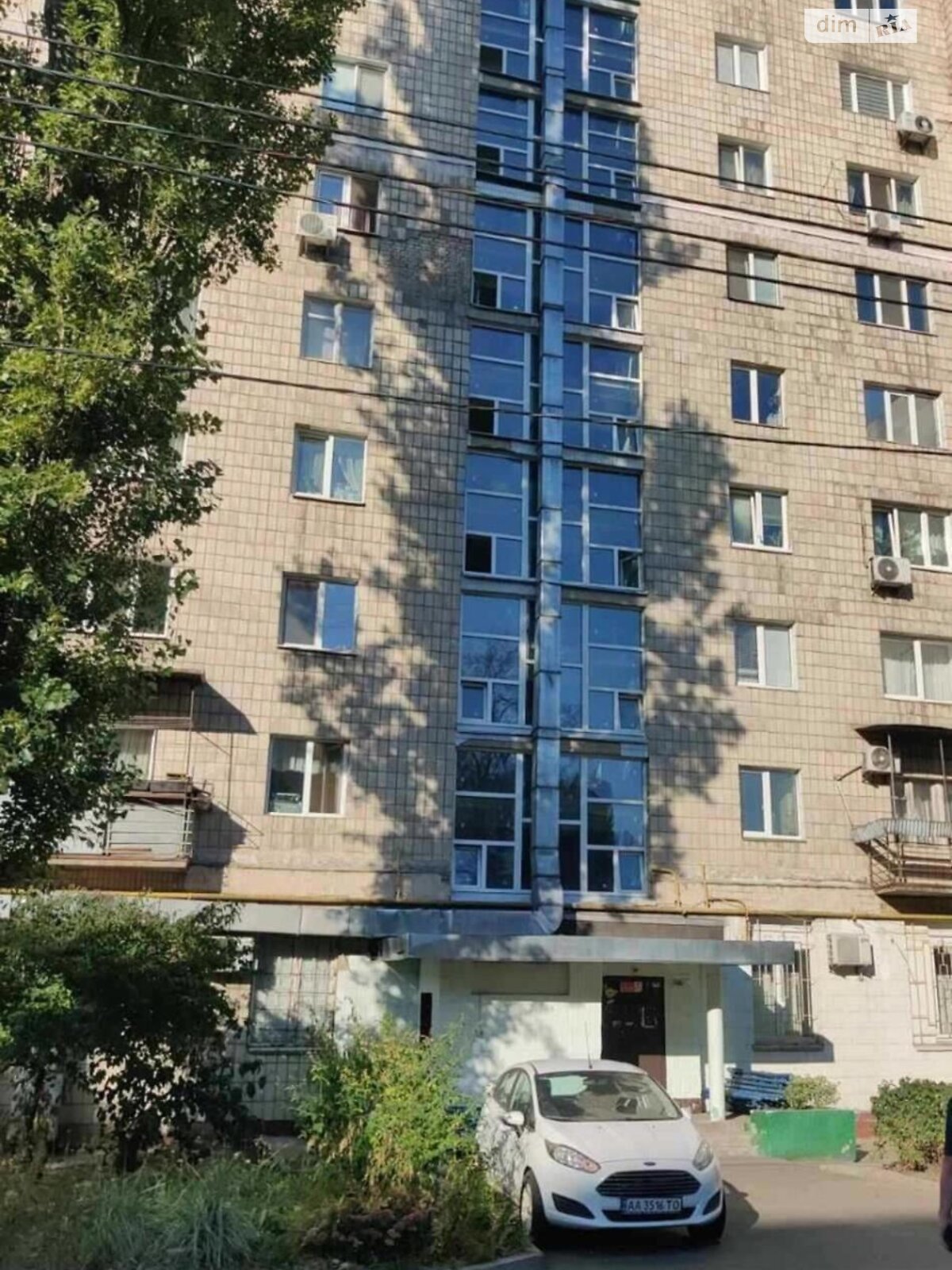 Продаж трикімнатної квартири в Києві, на наб. Русанівська 4, район Русанівка фото 1