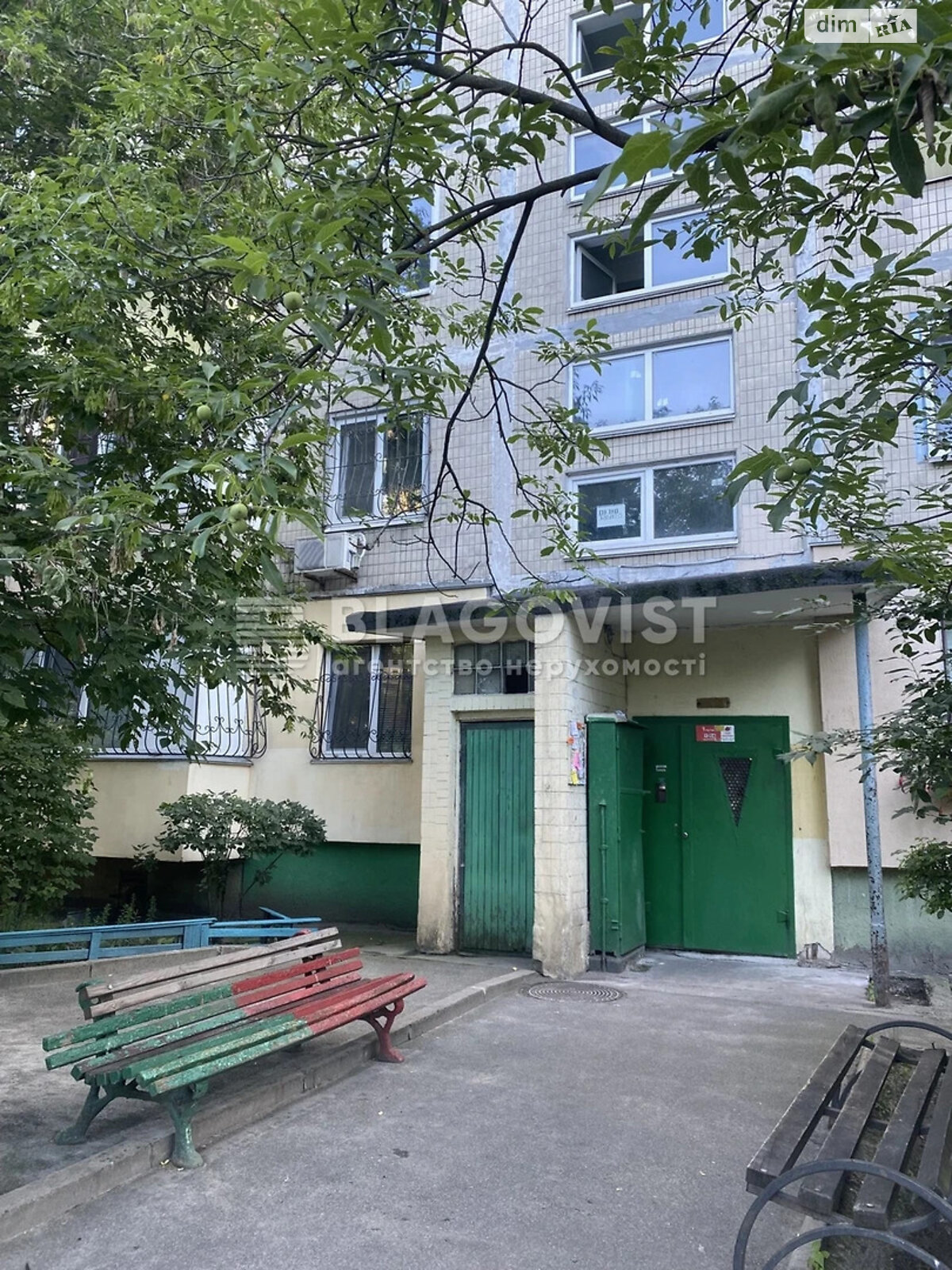 Продаж двокімнатної квартири в Києві, на наб. Русанівська 12/1, район Русанівка фото 1 Продаж двокімнатної квартири в Києві, на наб. Русанівська 12/1, район Русанівка фото 1