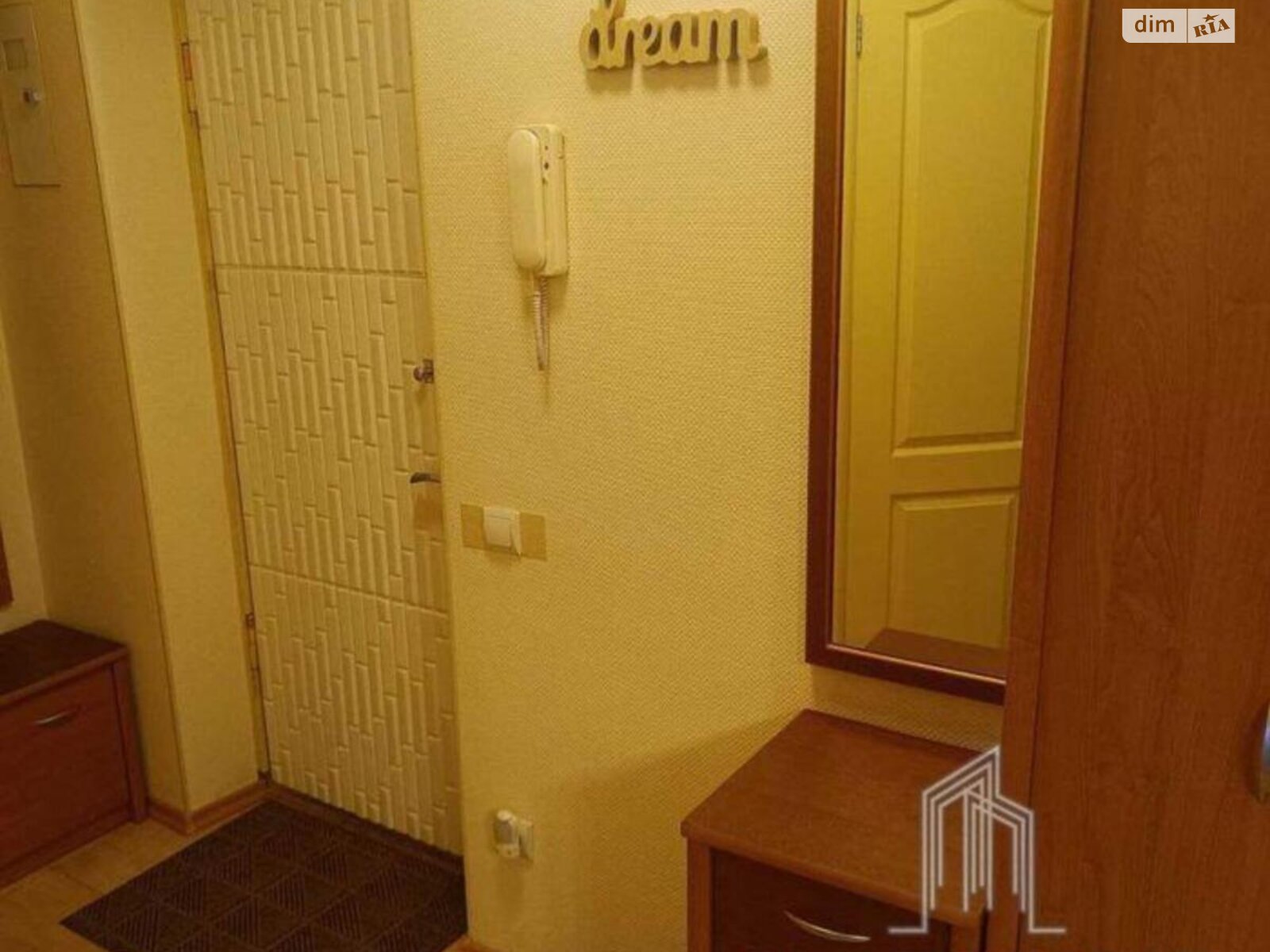 Продаж двокімнатної квартири в Києві, на бул. Русанівський 3, район Русанівка фото 1 Продаж двокімнатної квартири в Києві, на бул. Русанівський 3, район Русанівка фото 1
