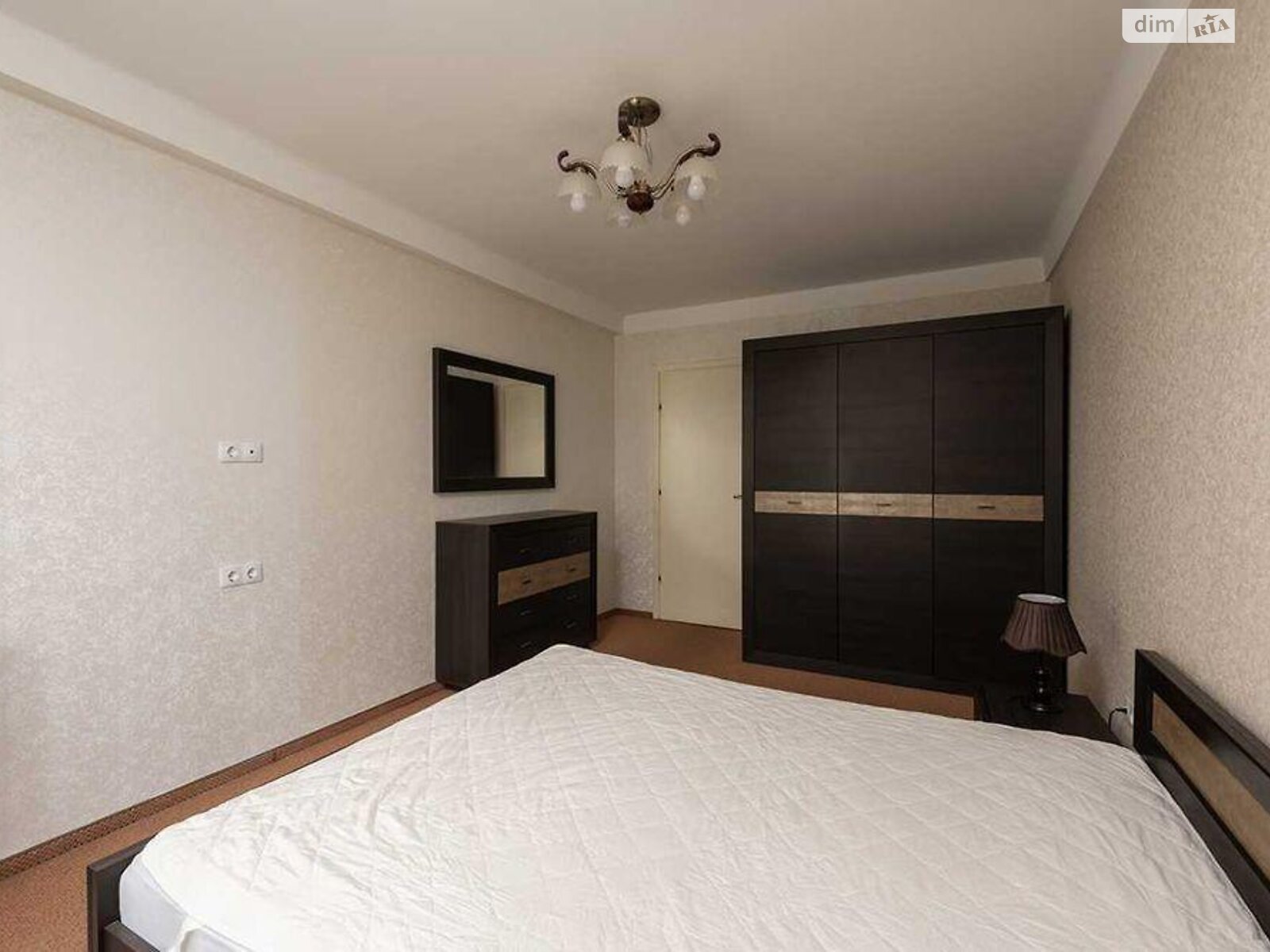 Продажа двухкомнатной квартиры в Киеве, на бул. Русановский 9, район Русановка фото 1 Продажа двухкомнатной квартиры в Киеве, на бул. Русановский 9, район Русановка фото 1