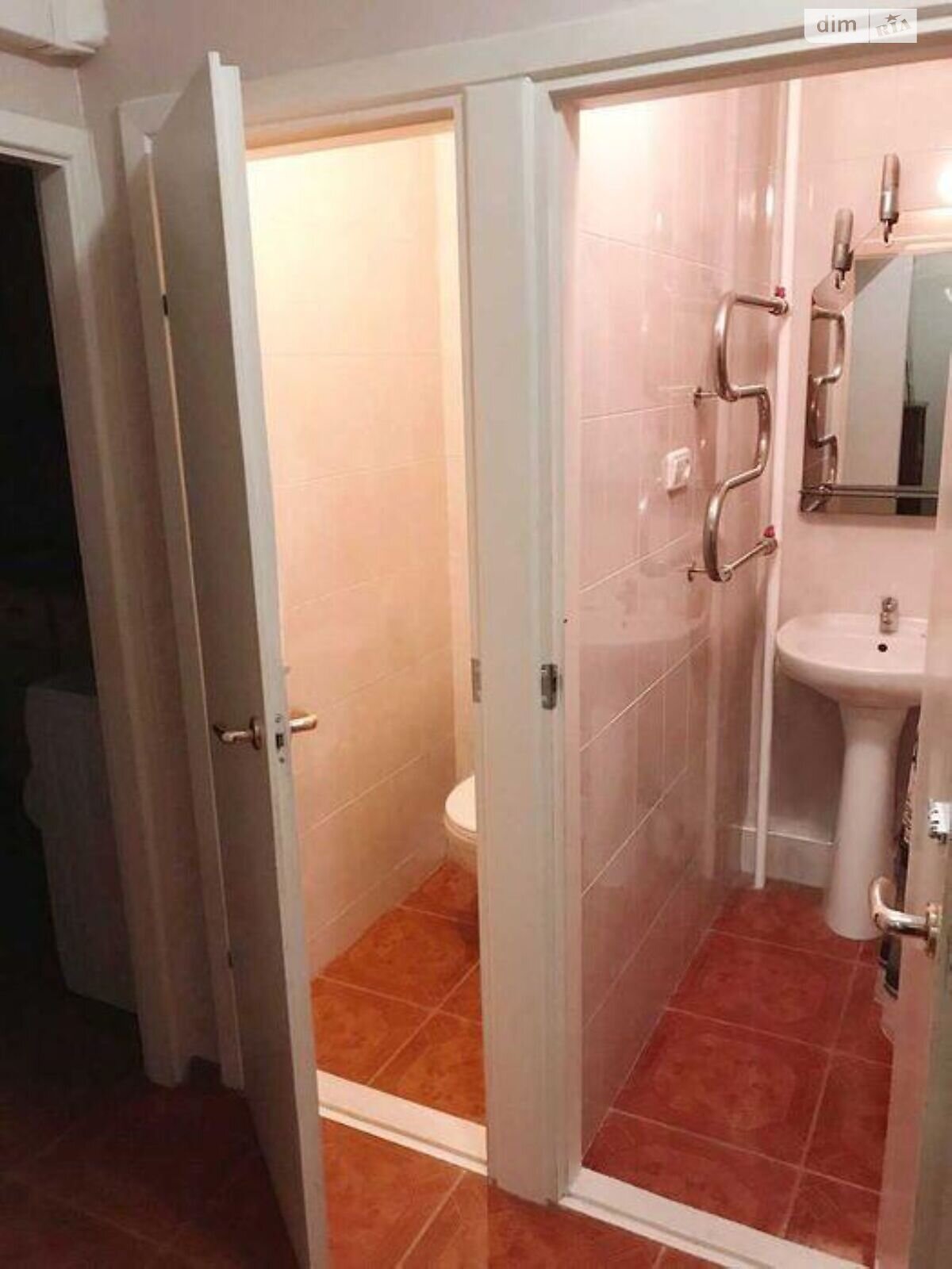 Продажа двухкомнатной квартиры в Киеве, на бул. Русановский 9, район Русановка фото 1 Продажа двухкомнатной квартиры в Киеве, на бул. Русановский 9, район Русановка фото 1