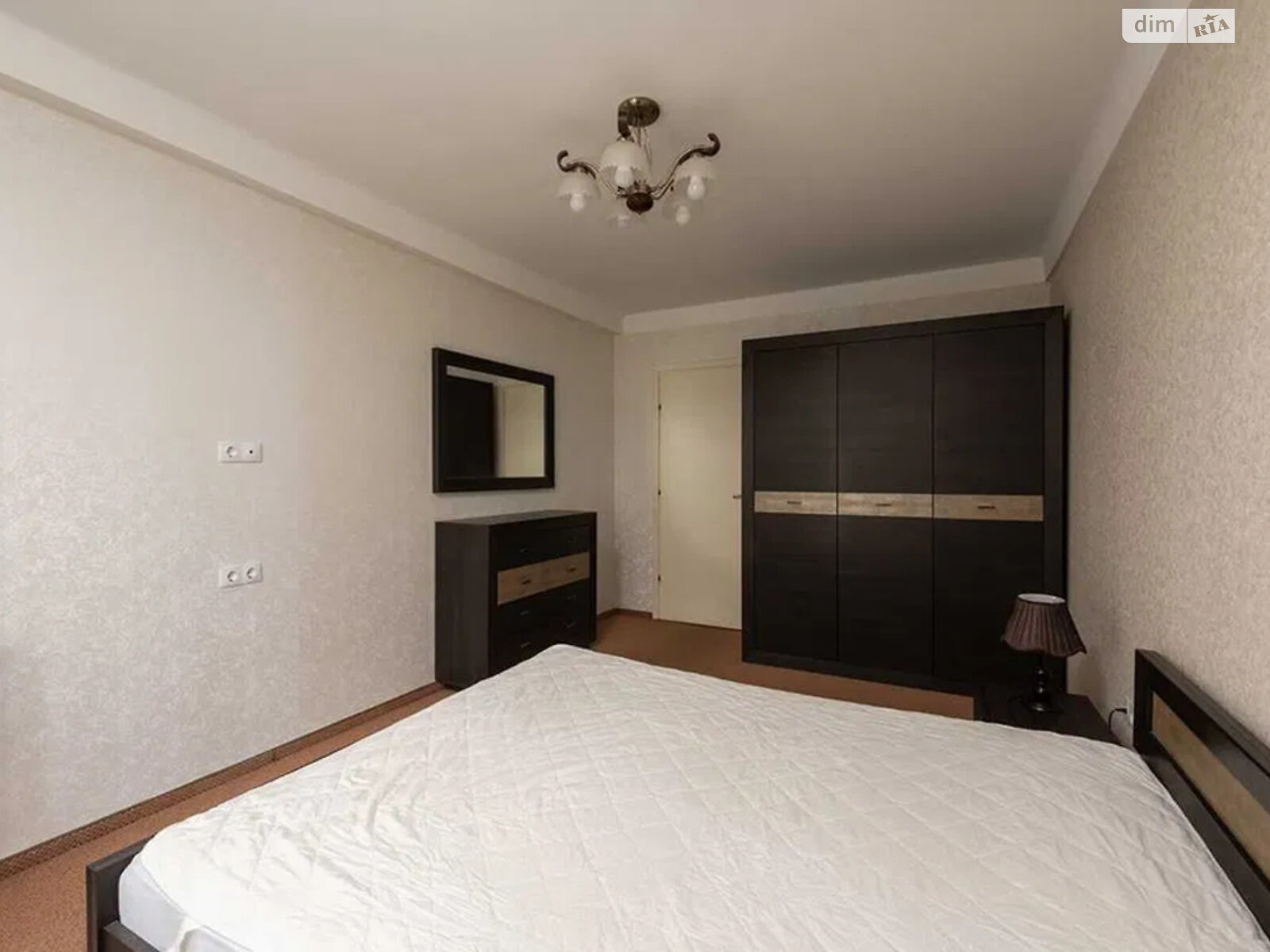 Продажа двухкомнатной квартиры в Киеве, на бул. Русановский 9, район Русановка фото 1