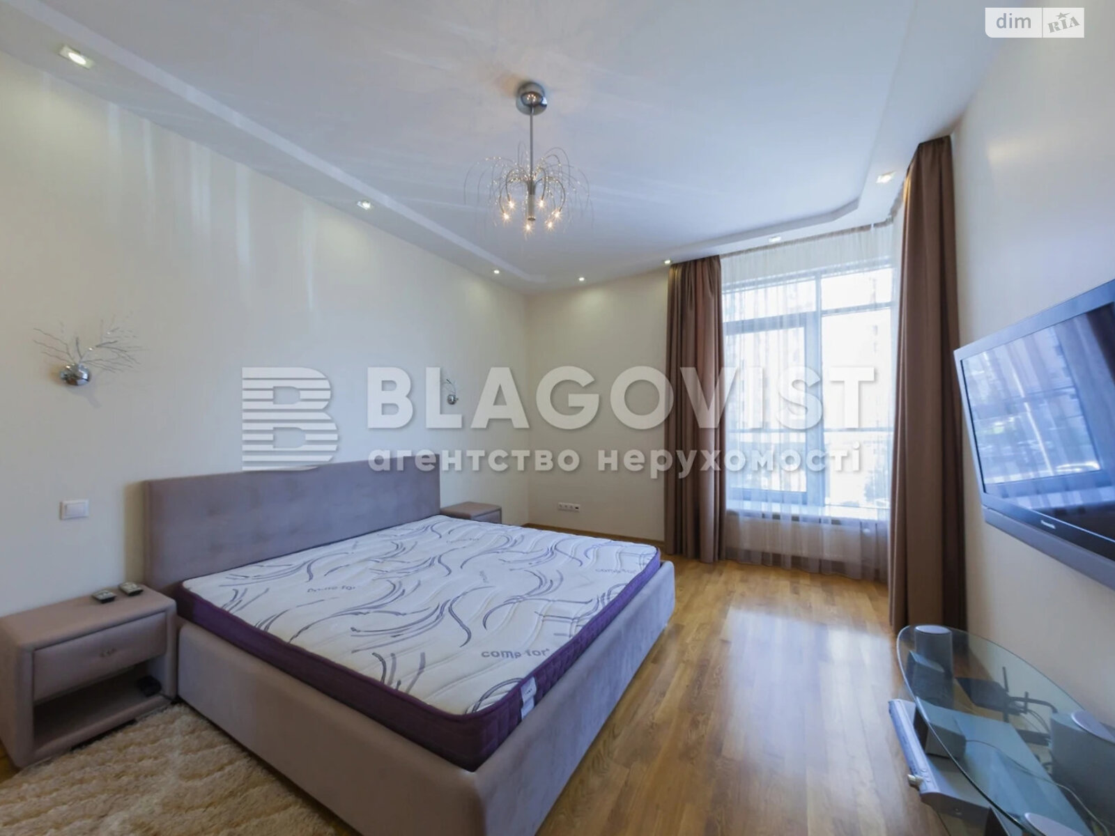 Продаж трикімнатної квартири в Києві, на Раїси Окіпно 18, район Русанівка фото 1 Продаж трикімнатної квартири в Києві, на Раїси Окіпно 18, район Русанівка фото 1