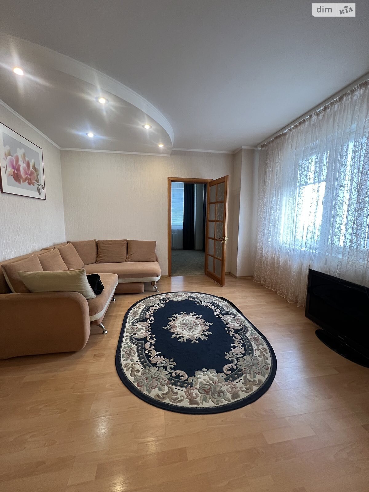 Продаж двокімнатної квартири в Києві, на вул. Велика Китаївська 10А, район Саперна Слобідка фото 1 Продаж двокімнатної квартири в Києві, на вул. Велика Китаївська 10А, район Саперна Слобідка фото 1