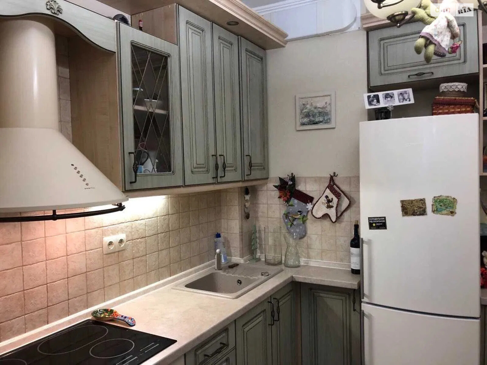 Продажа однокомнатной квартиры в Киеве, на ул. Большая Китаевская 59, район Саперная Слободка фото 1 Продажа однокомнатной квартиры в Киеве, на ул. Большая Китаевская 59, район Саперная Слободка фото 1