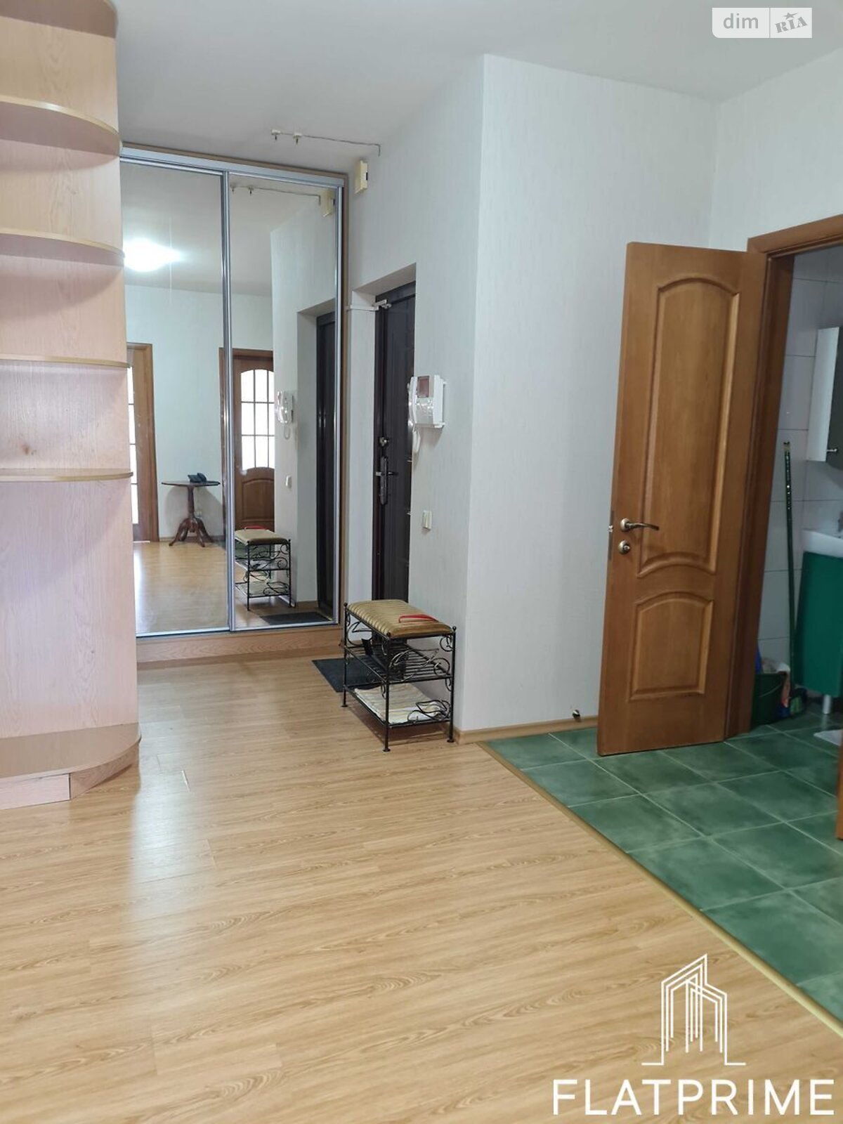 Продаж двокімнатної квартири в Києві, на вул. Велика Китаївська 10А, район Саперна Слобідка фото 1 Продаж двокімнатної квартири в Києві, на вул. Велика Китаївська 10А, район Саперна Слобідка фото 1