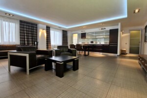 Продажа двухкомнатной квартиры в Киеве, на ул. Большая Китаевская 10А, район Саперная Слободка фото 2