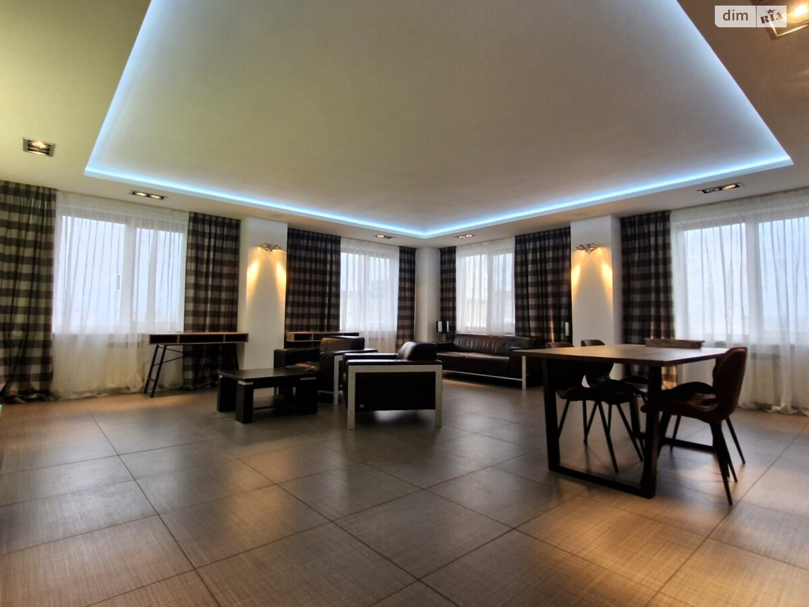 Продажа двухкомнатной квартиры в Киеве, на ул. Большая Китаевская 10А, район Саперная Слободка фото 1 Продажа двухкомнатной квартиры в Киеве, на ул. Большая Китаевская 10А, район Саперная Слободка фото 1