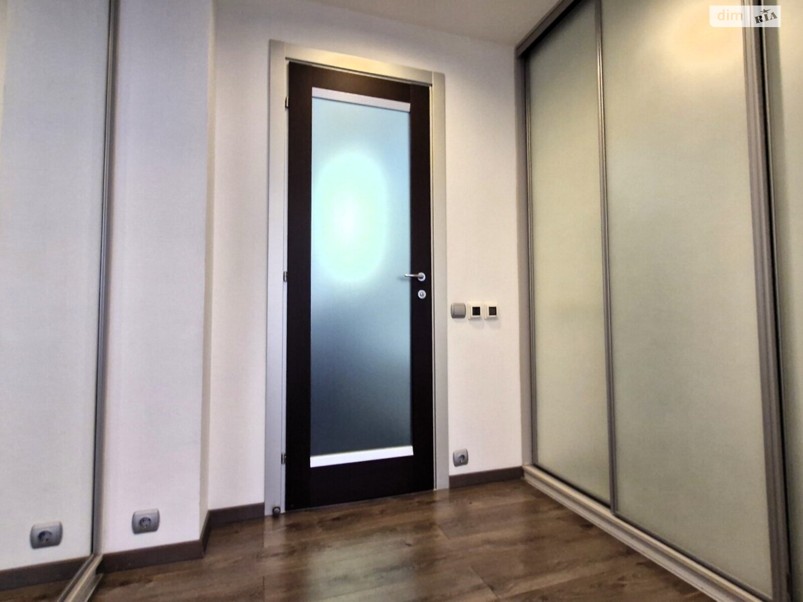 Продажа двухкомнатной квартиры в Киеве, на ул. Большая Китаевская 10А, район Саперная Слободка фото 1 Продажа двухкомнатной квартиры в Киеве, на ул. Большая Китаевская 10А, район Саперная Слободка фото 1