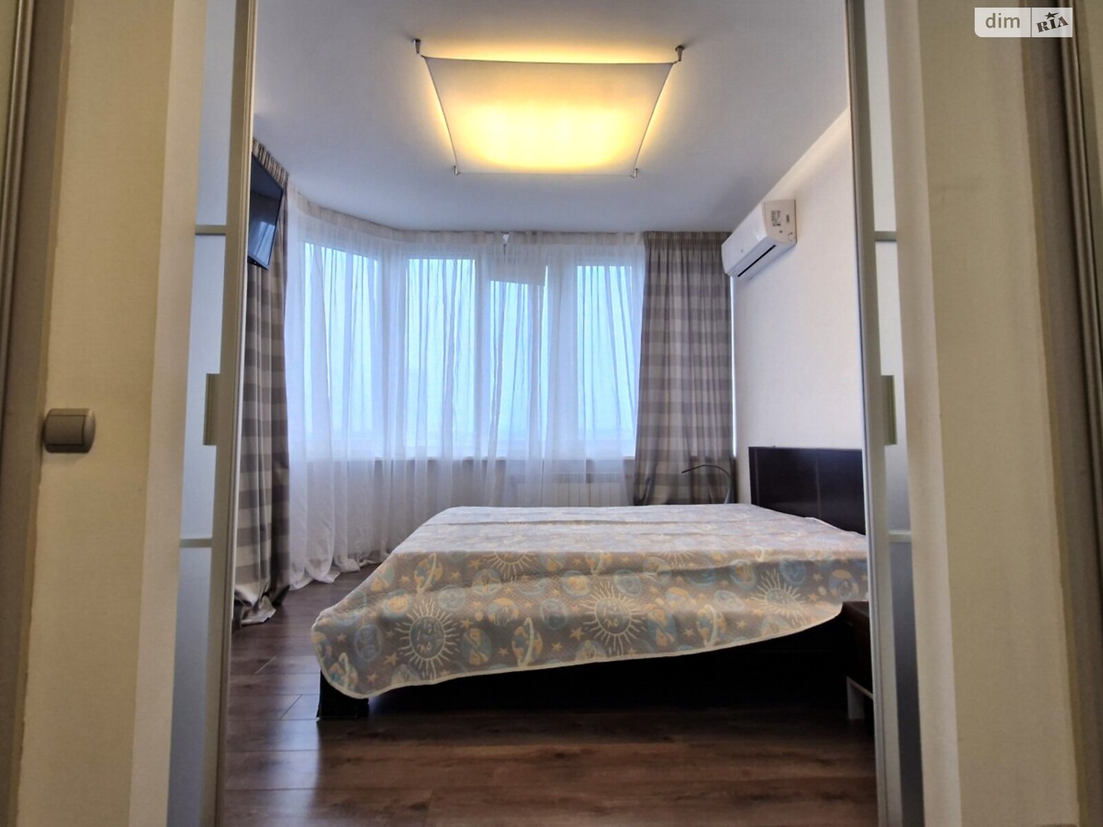 Продажа двухкомнатной квартиры в Киеве, на ул. Большая Китаевская 10А, район Саперная Слободка фото 1 Продажа двухкомнатной квартиры в Киеве, на ул. Большая Китаевская 10А, район Саперная Слободка фото 1