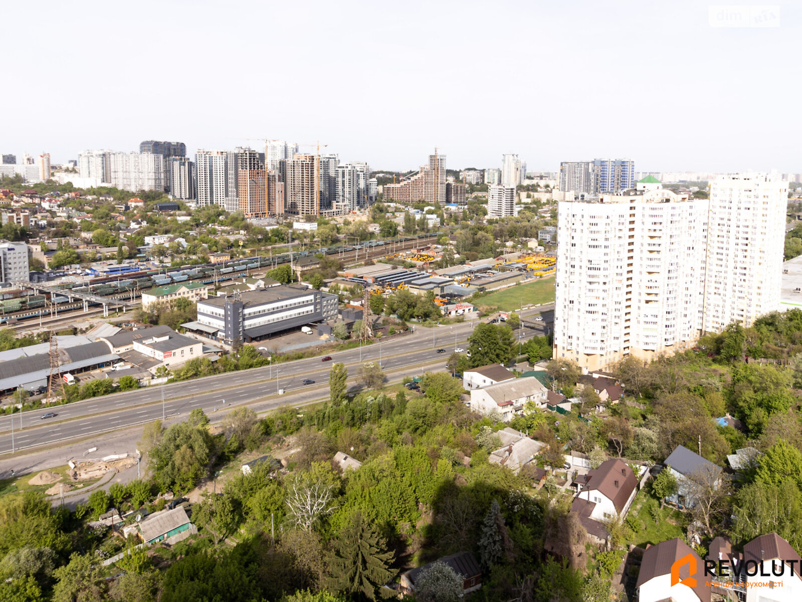 Продаж двокімнатної квартири в Києві, на вул. Феодосійська 3В, кв. 116, район Саперна Слобідка фото 1 Продаж двокімнатної квартири в Києві, на вул. Феодосійська 3В, кв. 116, район Саперна Слобідка фото 1