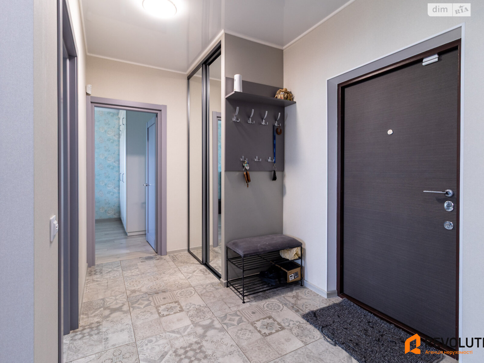 Продаж двокімнатної квартири в Києві, на вул. Феодосійська 3В, кв. 116, район Саперна Слобідка фото 1 Продаж двокімнатної квартири в Києві, на вул. Феодосійська 3В, кв. 116, район Саперна Слобідка фото 1