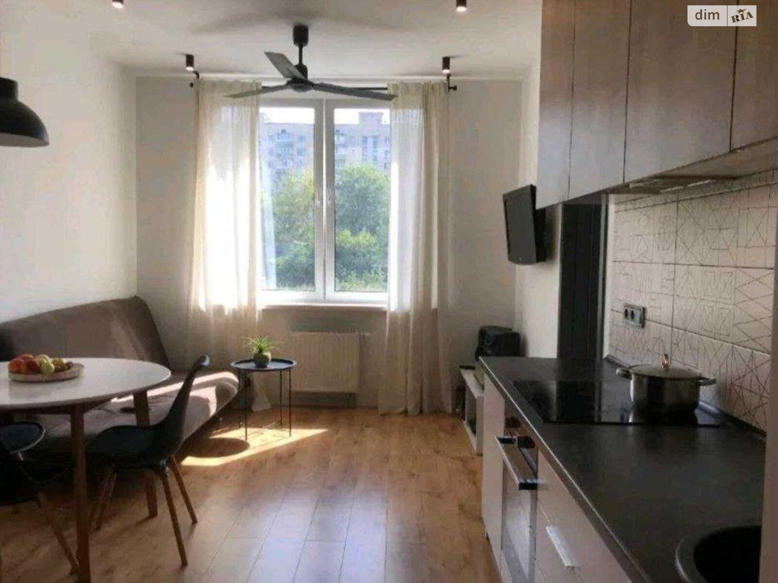 Продажа однокомнатной квартиры в Киеве, на ул. Феодосийская 2Л, район Саперная Слободка фото 1