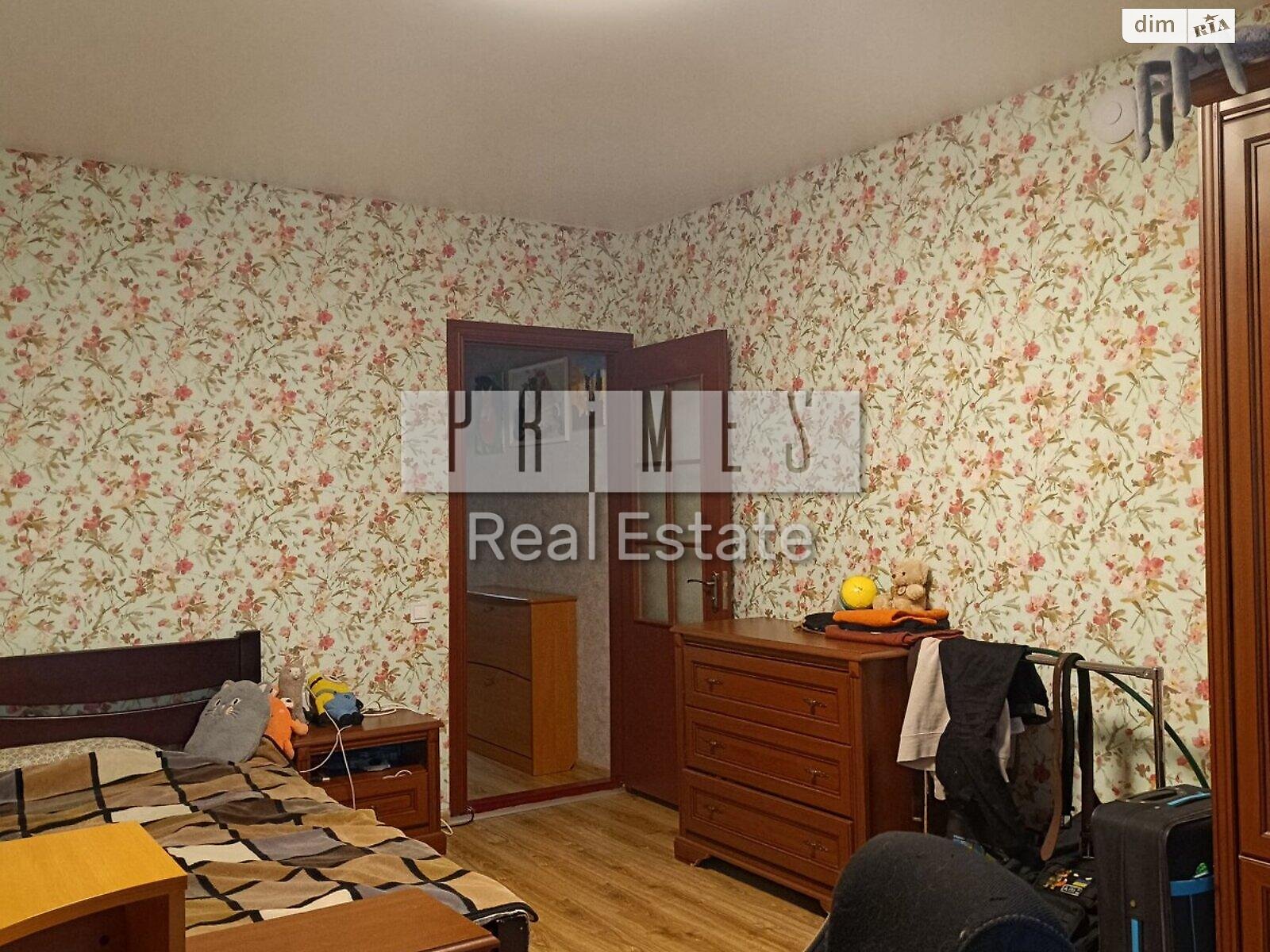 Продажа трехкомнатной квартиры в Киеве, на пер. Феодосийский 14А, район Саперная Слободка фото 1 Продажа трехкомнатной квартиры в Киеве, на пер. Феодосийский 14А, район Саперная Слободка фото 1