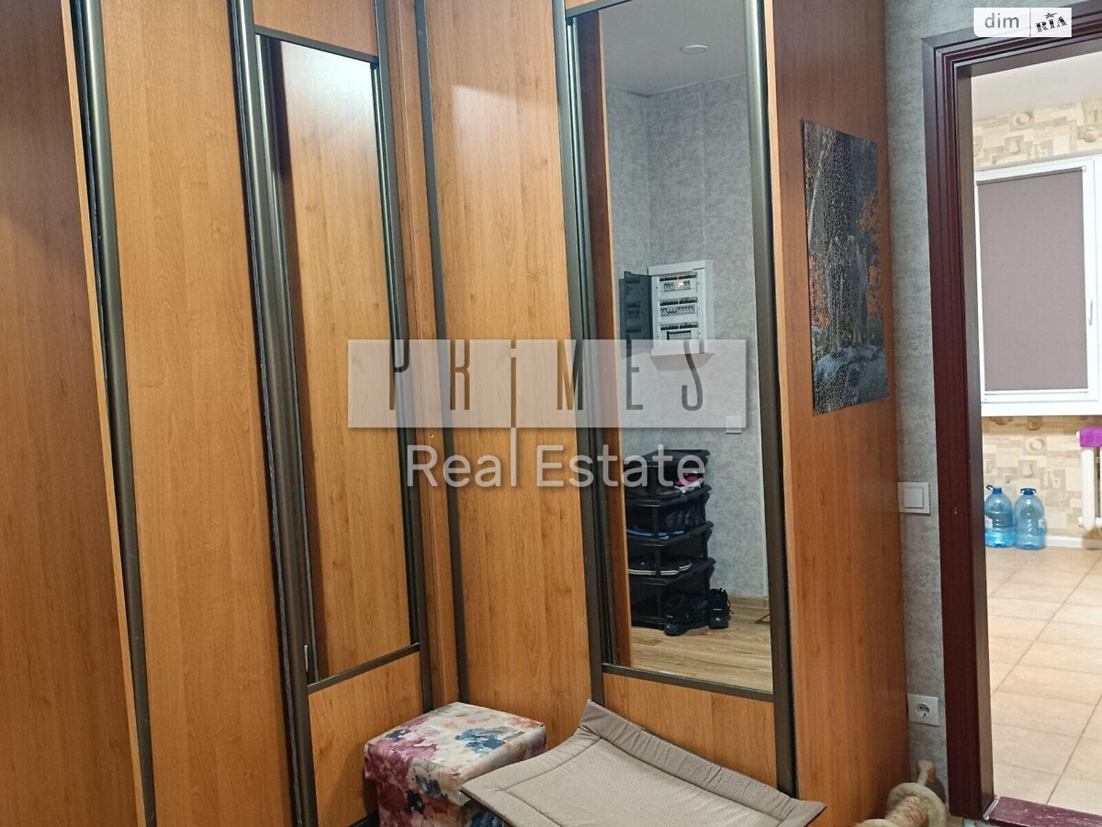 Продажа трехкомнатной квартиры в Киеве, на пер. Феодосийский 14А, район Саперная Слободка фото 1 Продажа трехкомнатной квартиры в Киеве, на пер. Феодосийский 14А, район Саперная Слободка фото 1