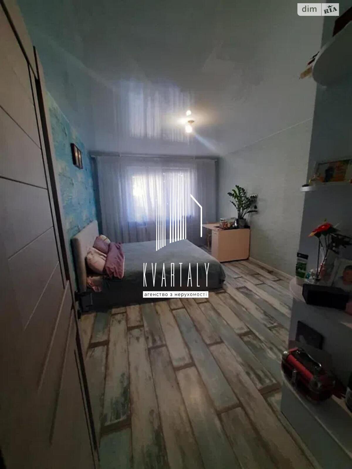 Продаж двокімнатної квартири в Києві, на пров. Феодосійський 14А, район Саперна Слобідка фото 1 Продаж двокімнатної квартири в Києві, на пров. Феодосійський 14А, район Саперна Слобідка фото 1