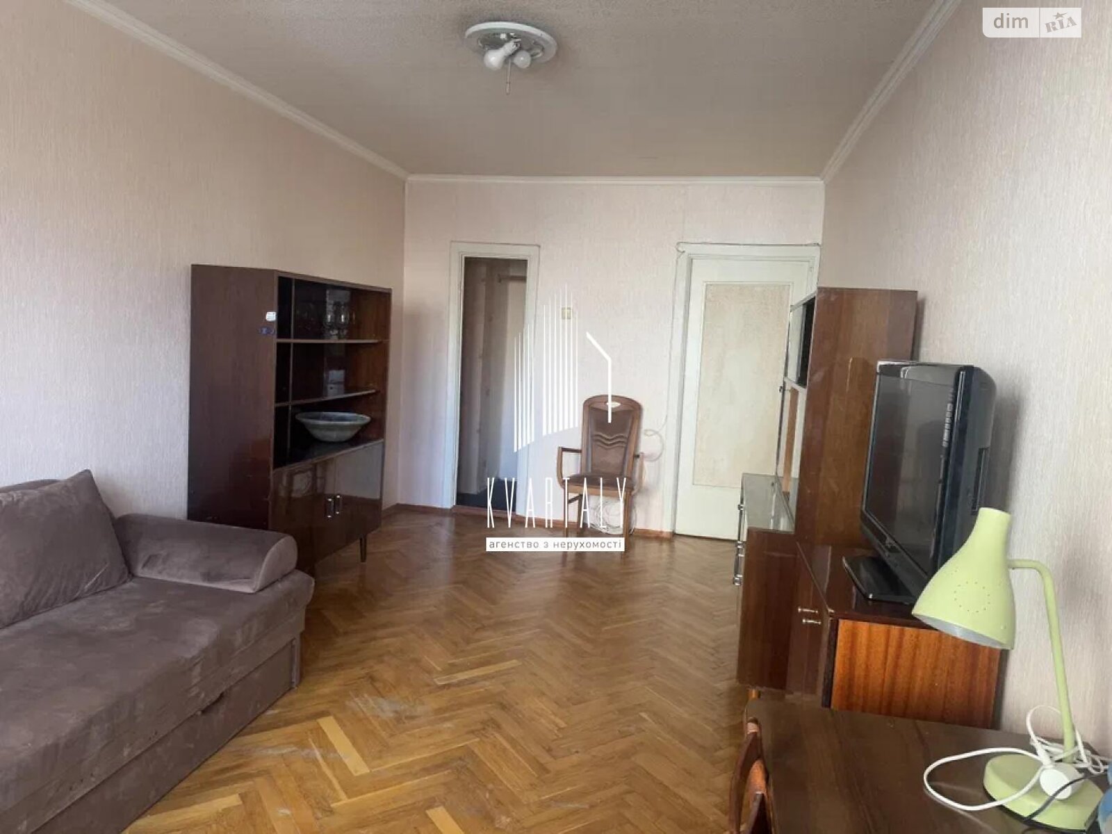 Продажа однокомнатной квартиры в Киеве, на просп. Науки 13, район Саперная Слободка фото 1 Продажа однокомнатной квартиры в Киеве, на просп. Науки 13, район Саперная Слободка фото 1