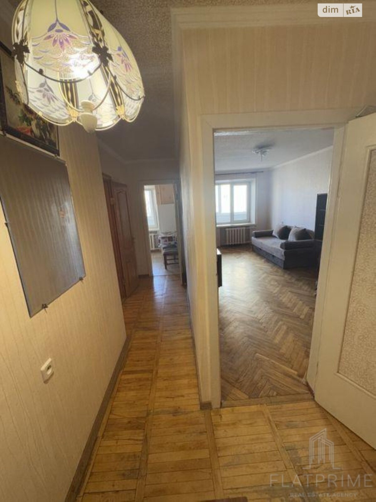 Продажа однокомнатной квартиры в Киеве, на просп. Науки 13, район Саперная Слободка фото 1 Продажа однокомнатной квартиры в Киеве, на просп. Науки 13, район Саперная Слободка фото 1