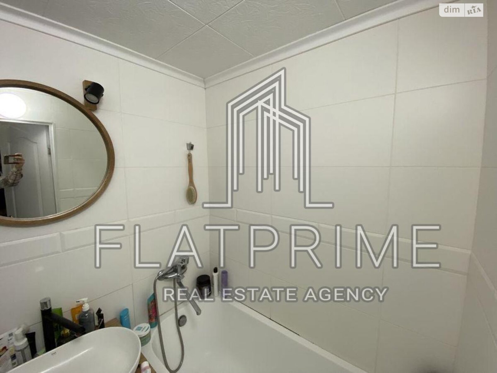 Продажа однокомнатной квартиры в Киеве, на просп. Науки 27, район Саперная Слободка фото 1 Продажа однокомнатной квартиры в Киеве, на просп. Науки 27, район Саперная Слободка фото 1