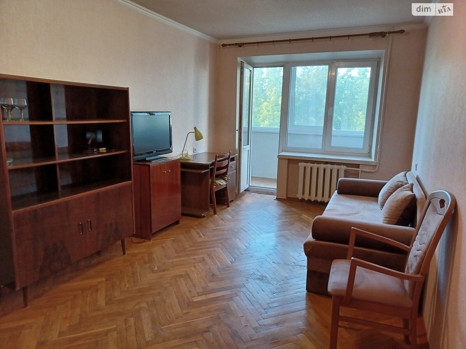 Продаж однокімнатної квартири в Києві, на просп. Науки, район Саперна Слобідка фото 1 Продаж однокімнатної квартири в Києві, на просп. Науки, район Саперна Слобідка фото 1