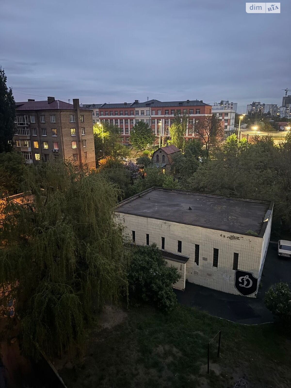 Продажа двухкомнатной квартиры в Киеве, на просп. Науки 27, район Саперная Слободка фото 1 Продажа двухкомнатной квартиры в Киеве, на просп. Науки 27, район Саперная Слободка фото 1