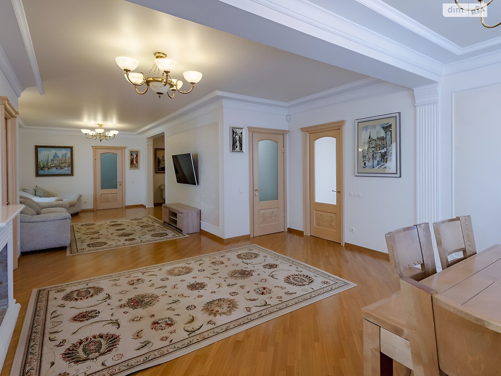 Продаж трикімнатної квартири в Києві, на вул. Саперно-Слобідська 22, район Саперна Слобідка фото 1 Продаж трикімнатної квартири в Києві, на вул. Саперно-Слобідська 22, район Саперна Слобідка фото 1
