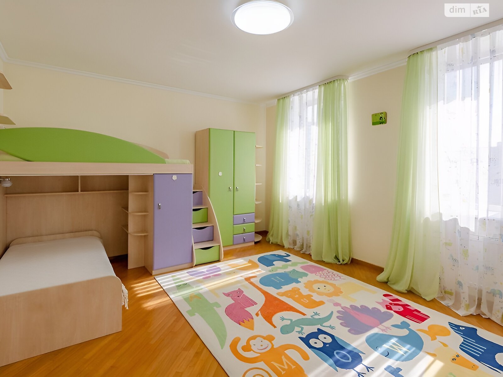 Продаж трикімнатної квартири в Києві, на вул. Саперно-Слобідська 22, район Саперна Слобідка фото 1 Продаж трикімнатної квартири в Києві, на вул. Саперно-Слобідська 22, район Саперна Слобідка фото 1