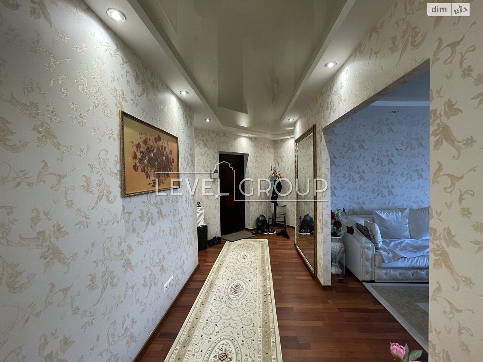 Продажа трехкомнатной квартиры в Киеве, на ул. Саперно-Слободская 10, район Саперная Слободка фото 1