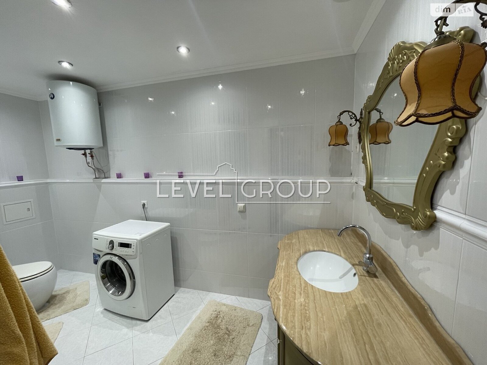 Продажа трехкомнатной квартиры в Киеве, на ул. Саперно-Слободская 10, район Саперная Слободка фото 1