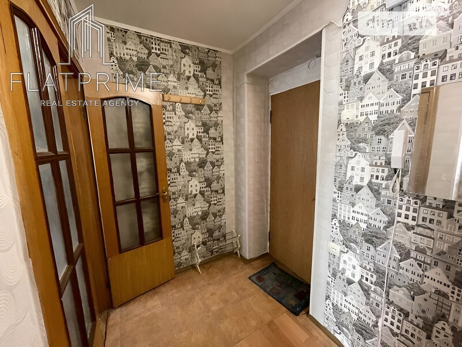 Продаж однокімнатної квартири в Києві, на шосе Стратегічне 17, район Саперна Слобідка фото 1 Продаж однокімнатної квартири в Києві, на шосе Стратегічне 17, район Саперна Слобідка фото 1