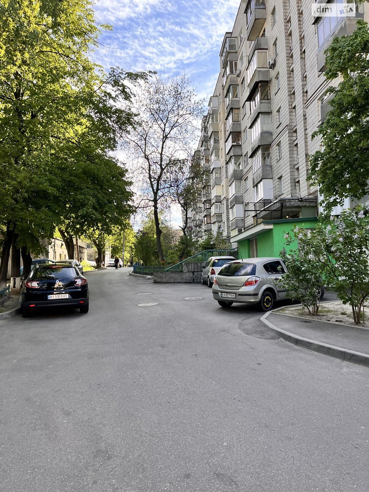 Продаж однокімнатної квартири в Києві, на шосе Стратегічне 17, район Саперна Слобідка фото 1 Продаж однокімнатної квартири в Києві, на шосе Стратегічне 17, район Саперна Слобідка фото 1