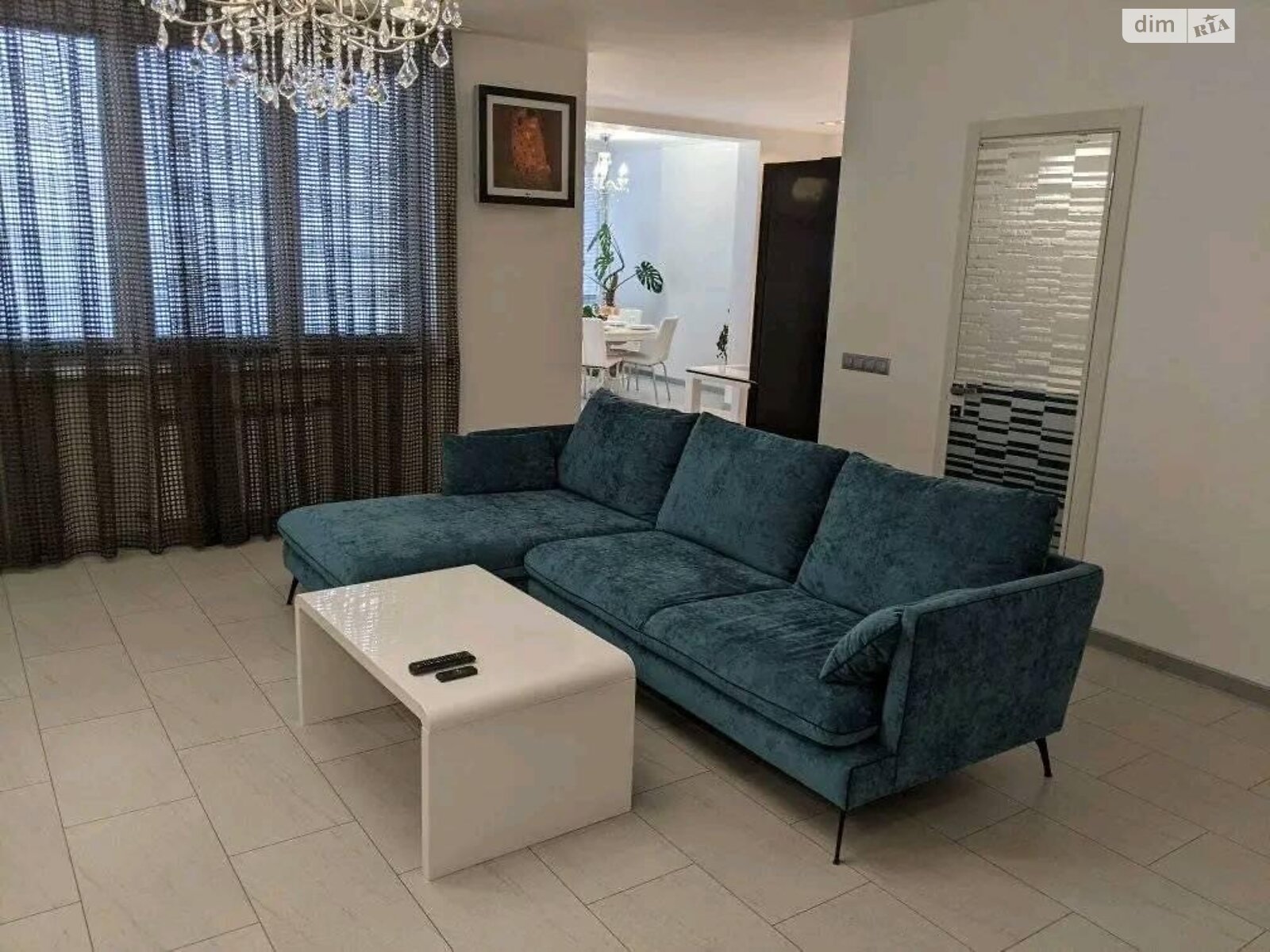 Продажа трехкомнатной квартиры в Киеве, на ул. Саперно-Слободская 10, фото 1 Продажа трехкомнатной квартиры в Киеве, на ул. Саперно-Слободская 10, фото 1