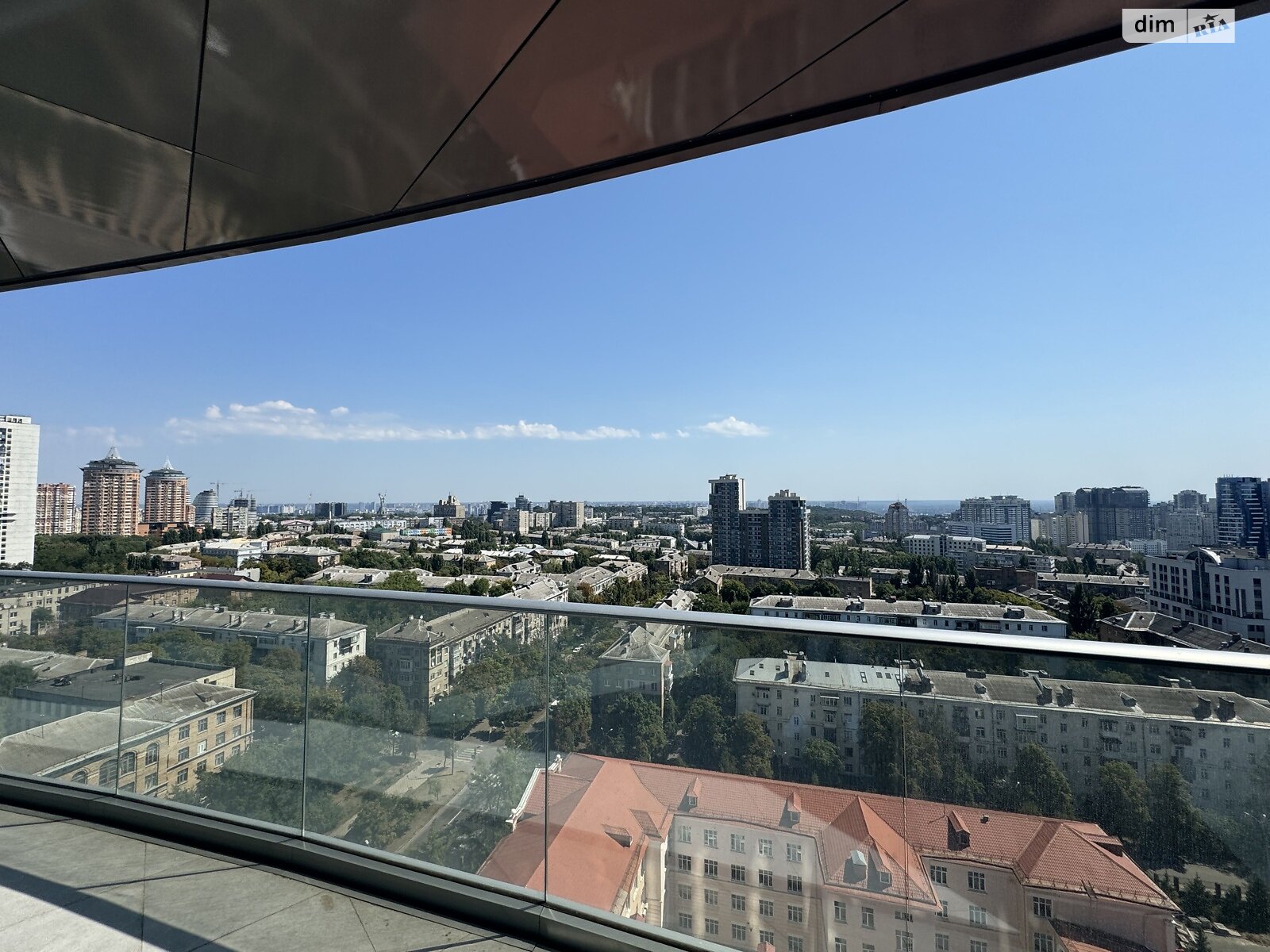 Продажа трехкомнатной квартиры в Киеве, на ул. Иоанна Павла II 12, район Саперное Поле фото 1 Продажа трехкомнатной квартиры в Киеве, на ул. Иоанна Павла II 12, район Саперное Поле фото 1