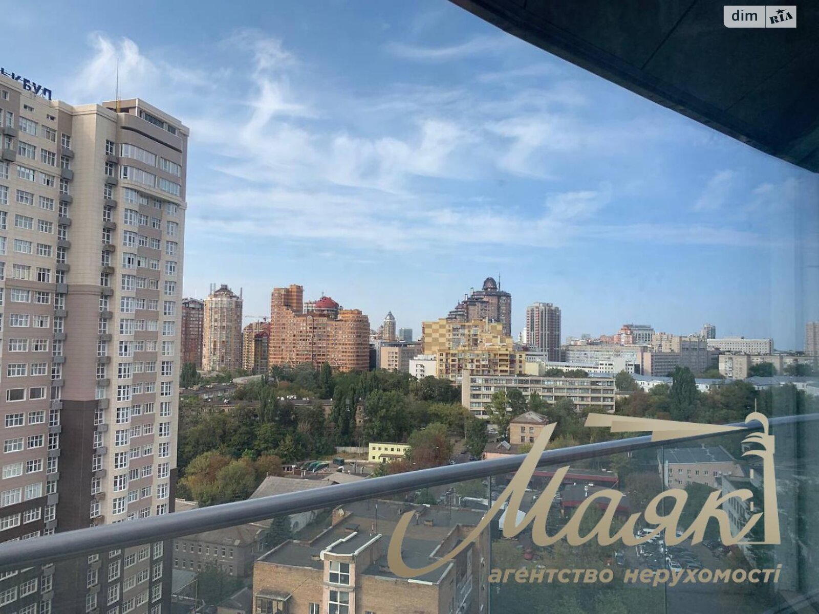 Продажа трехкомнатной квартиры в Киеве, на ул. Иоанна Павла II 12, район Саперное Поле фото 1 Продажа трехкомнатной квартиры в Киеве, на ул. Иоанна Павла II 12, район Саперное Поле фото 1
