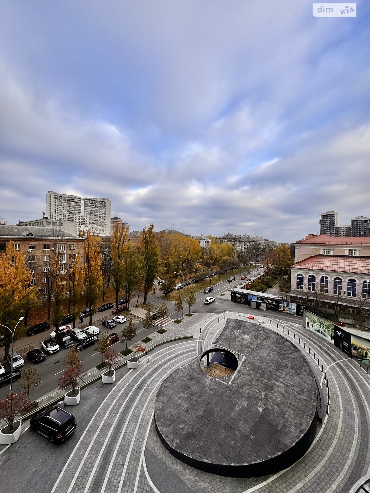 Продаж двокімнатної квартири в Києві, на вул. Іоанна Павла II 12, район Саперне Поле фото 1 Продаж двокімнатної квартири в Києві, на вул. Іоанна Павла II 12, район Саперне Поле фото 1