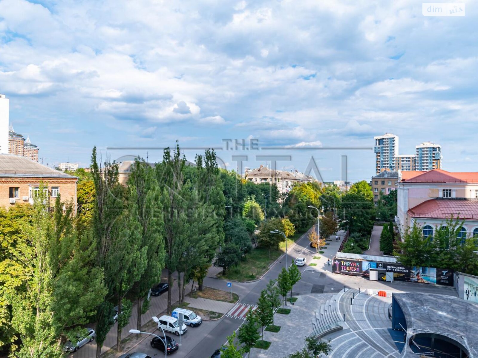 Продаж трикімнатної квартири в Києві, на вул. Іоанна Павла II 12, район Саперне Поле фото 1 Продаж трикімнатної квартири в Києві, на вул. Іоанна Павла II 12, район Саперне Поле фото 1