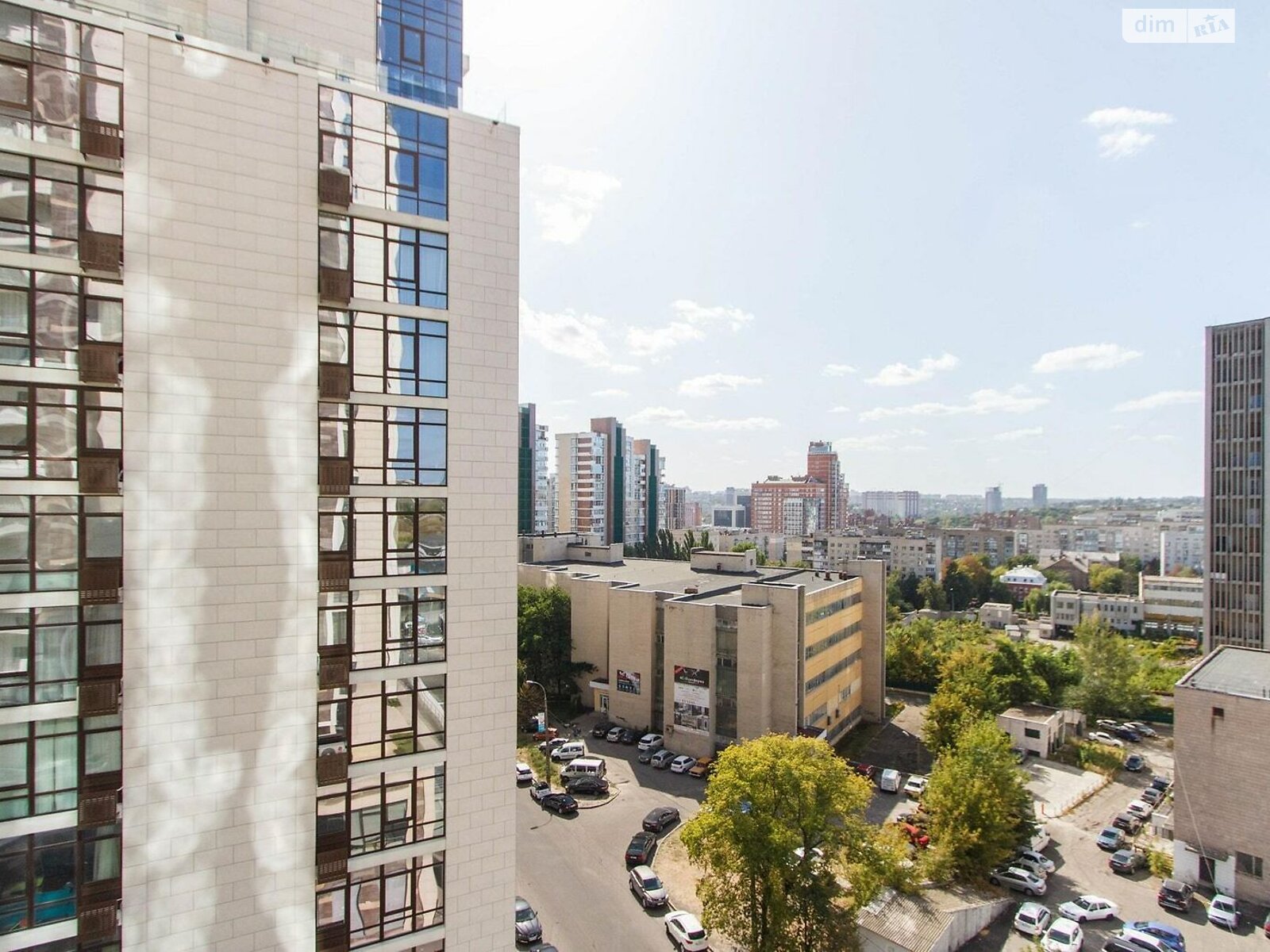 Продаж трикімнатної квартири в Києві, на вул. Іоанна Павла II 6/1, район Саперне Поле фото 1 Продаж трикімнатної квартири в Києві, на вул. Іоанна Павла II 6/1, район Саперне Поле фото 1