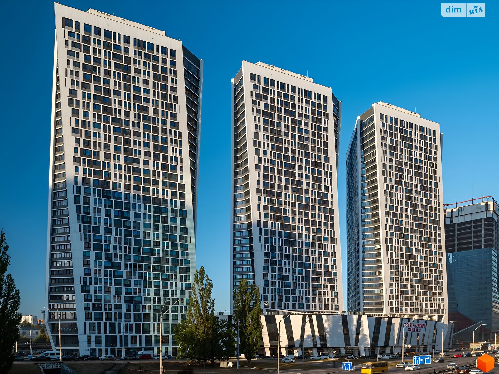 Продажа двухкомнатной квартиры в Киеве, на ул. Иоанна Павла II 12, район Саперное Поле фото 1 Продажа двухкомнатной квартиры в Киеве, на ул. Иоанна Павла II 12, район Саперное Поле фото 1