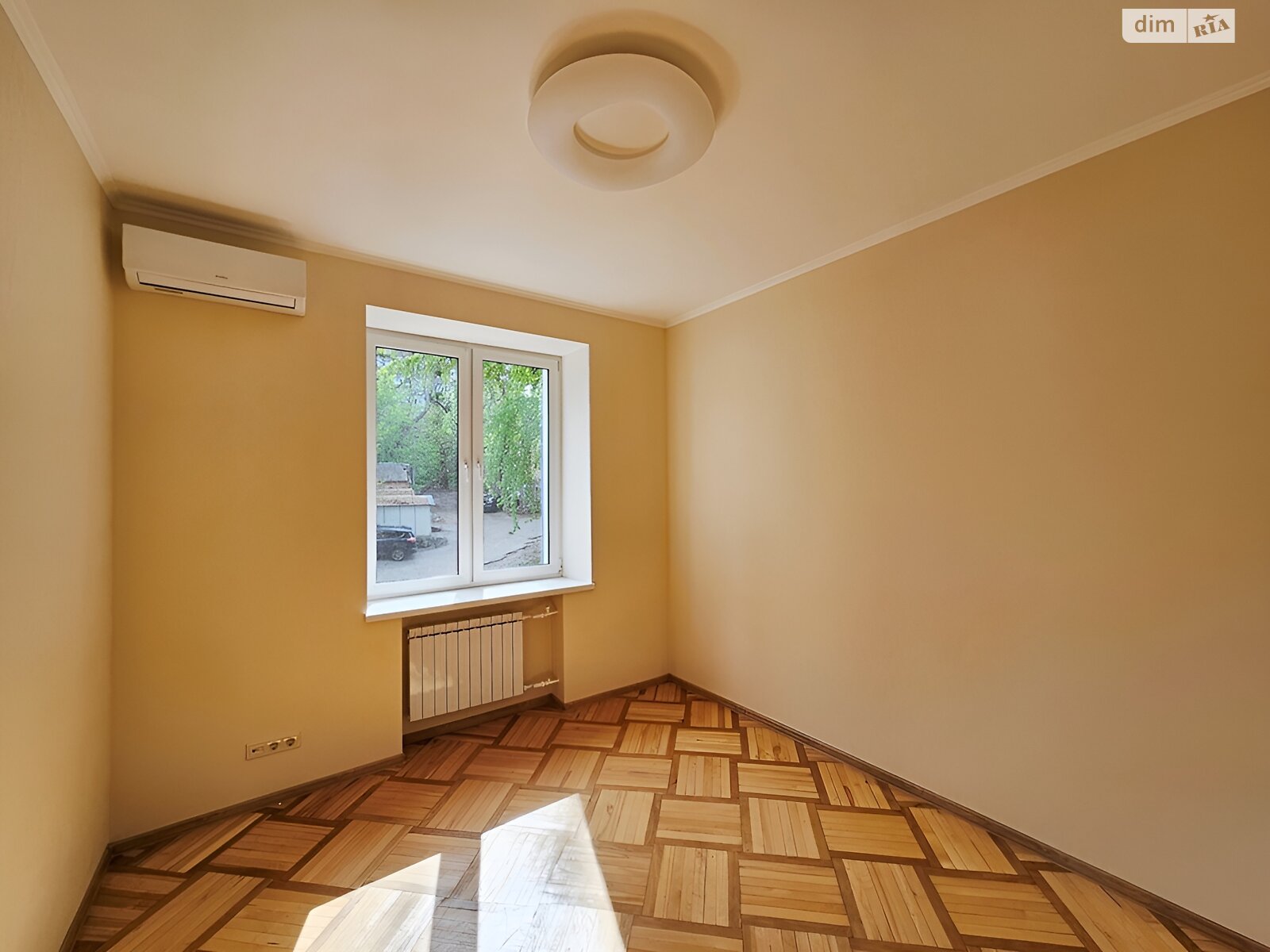 Продаж трикімнатної квартири в Києві, на вул. Іоанна Павла II 7, район Саперне Поле фото 1 Продаж трикімнатної квартири в Києві, на вул. Іоанна Павла II 7, район Саперне Поле фото 1