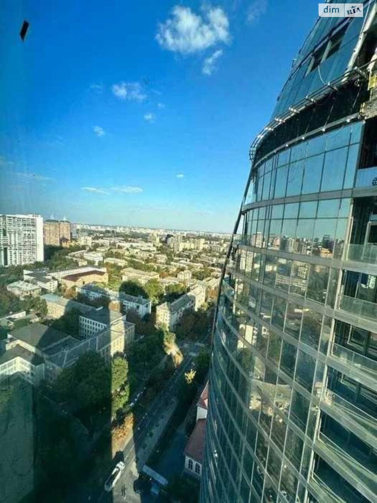 Продаж п`ятикімнатної квартири в Києві, на вул. Іоанна Павла II 12, район Саперне Поле фото 1 Продаж п`ятикімнатної квартири в Києві, на вул. Іоанна Павла II 12, район Саперне Поле фото 1