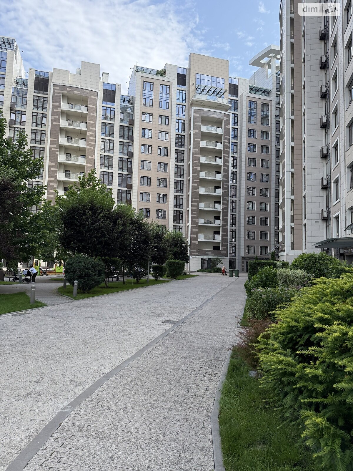 Продаж трикімнатної квартири в Києві, на вул. Іоанна Павла II 6/1, район Саперне Поле фото 1 Продаж трикімнатної квартири в Києві, на вул. Іоанна Павла II 6/1, район Саперне Поле фото 1